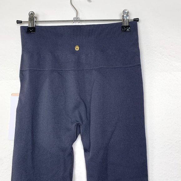 NWT Spiritual Gangster Icon High Waisted Legging Slate Grey XS / S - Picture 8 of 11